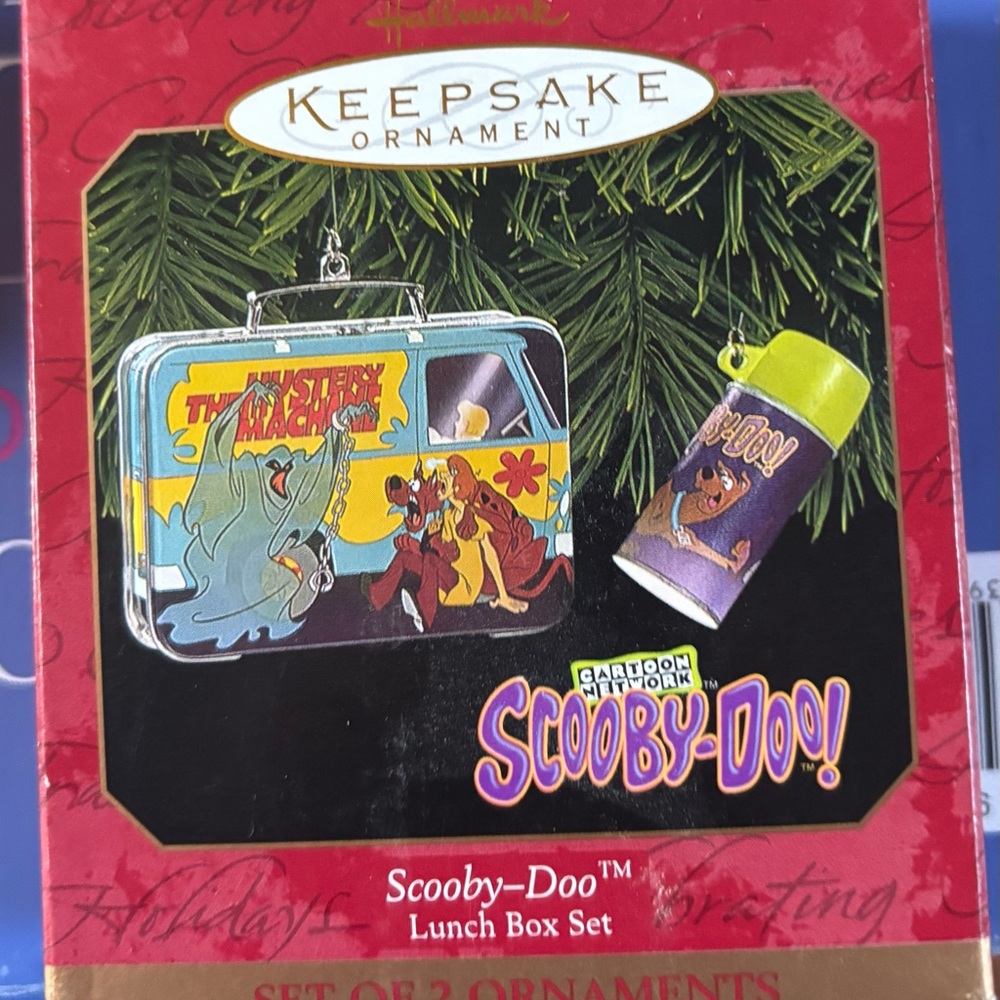 KEEPSAKE Scooby-Doo Lunch Box Ornament Set - Blue and Yellow